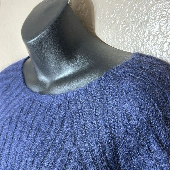 Banana republic mohair wool pullover knit sweater medium blue quiet luxury - Picture 2 of 5